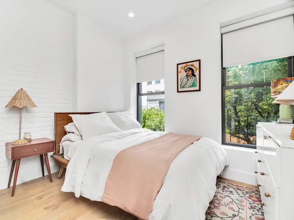 333 Warren Street image 2 of 5