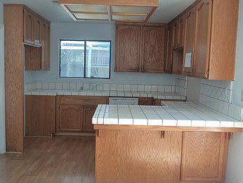 2nd image of 275 Holly Ct