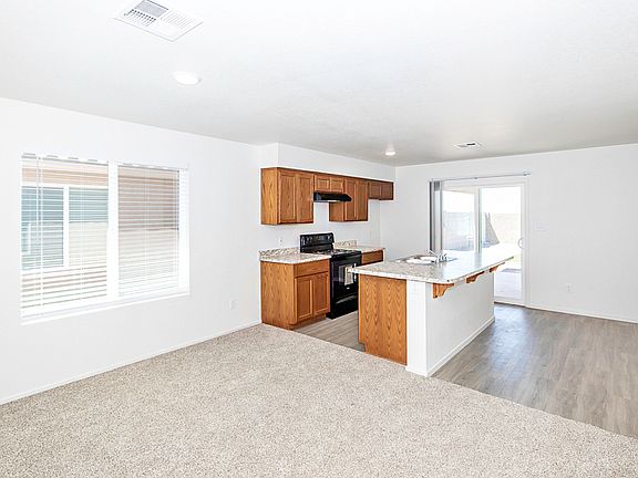 4th image of 4510 S Sunflower Dr