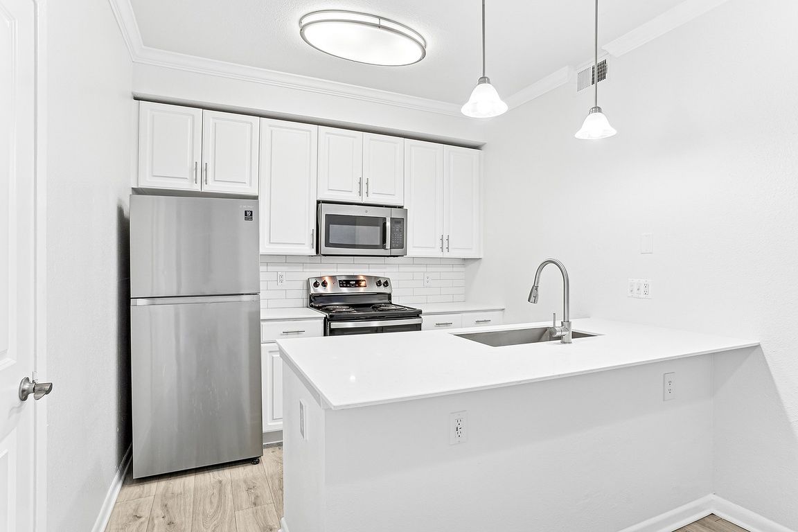 Unit 1207 B3 2BED 2 BATH 936 SQFT 7