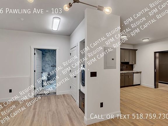 4th image of 36 Pawling Ave #103