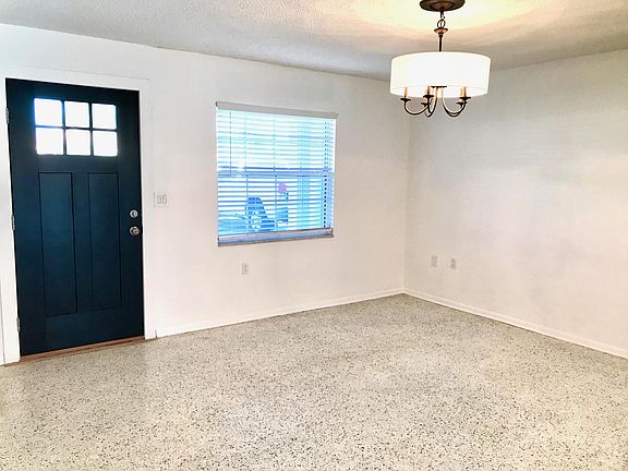 Entrance - Living Room Area