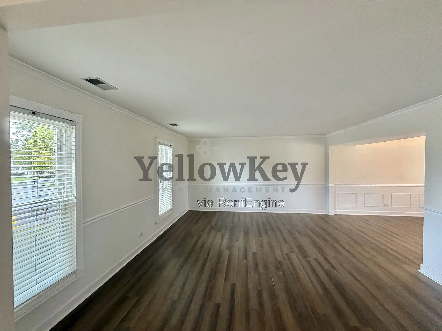 3 bed, 1.5 bath, 1980 sqft, $2,950 — Photo 3