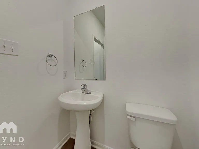 6112 Underwood Way — Photo 6