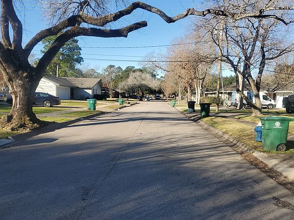 4th image of 5323 Stillbrooke Dr