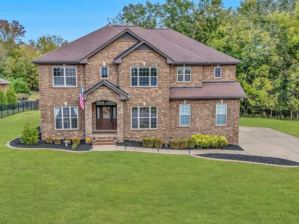 209 Amana Dr, Lebanon, TN 37087