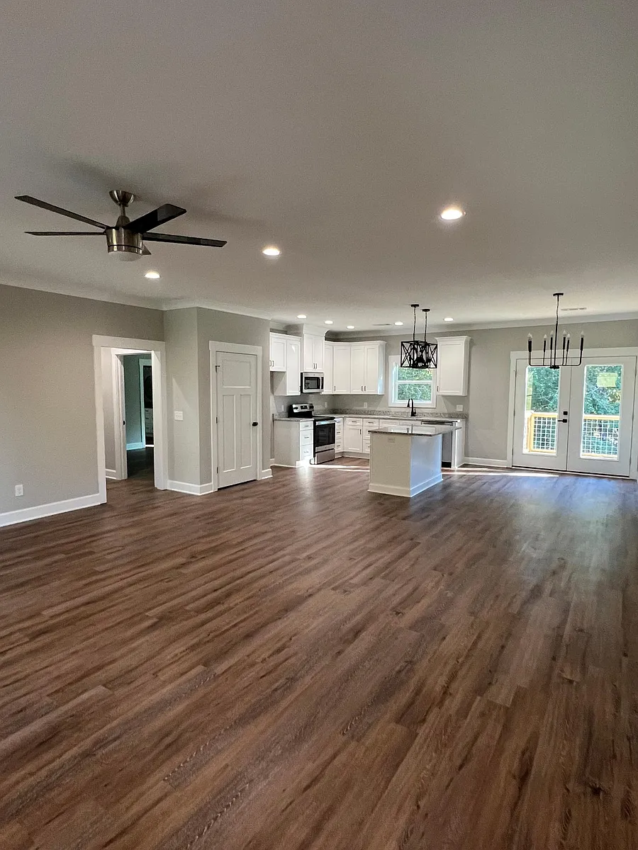 Building Photo - 16477 Chase Cir