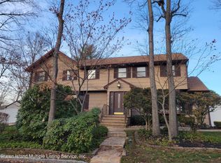 11 Michelle Ave, South Amboy, NJ 08879