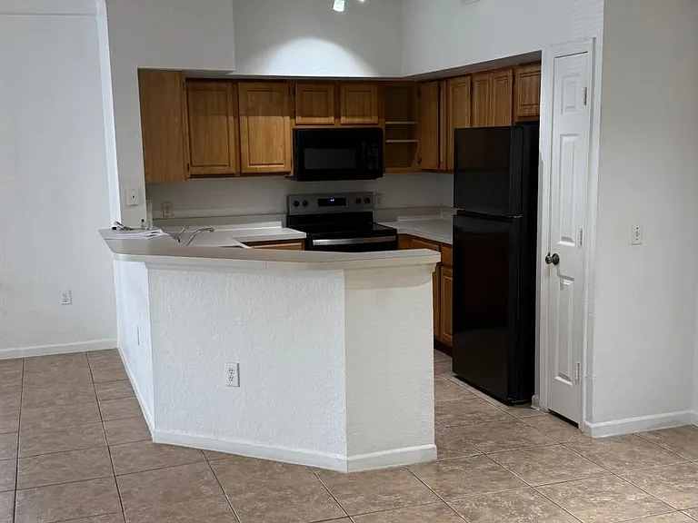13103 Mulberry Park Dr #811 — Photo 4