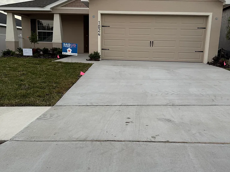 1024 Mountain Flower Ln — Photo 1