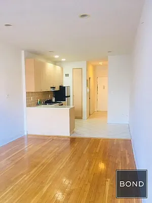 Rented by Bond New York | media 1