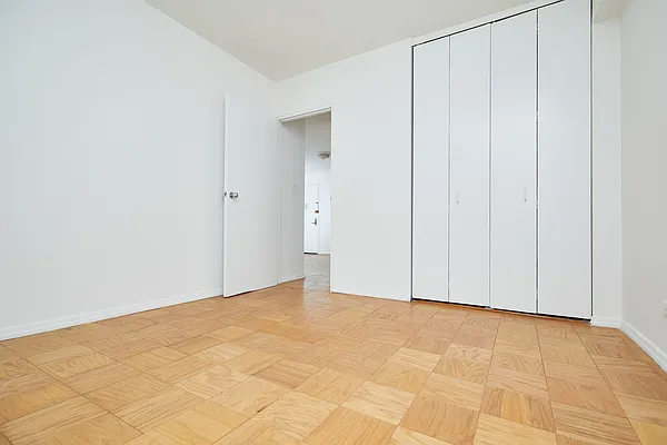 Rented by PocketBroker Inc | media 23