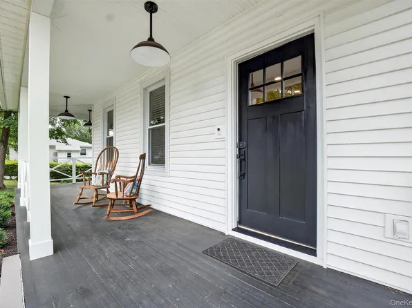 39 Frost Lane, Cornwall, NY 12518