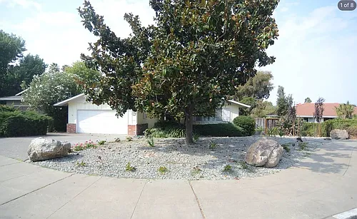 2477 Middlefield Ave Photo 1