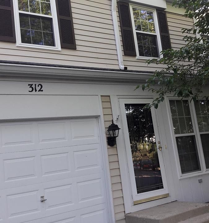 1st image of 312 Cane Garden Cir