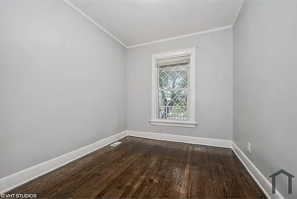 7010 S Claremont Ave — Photo 7