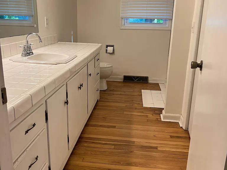 806 N Chancery St — Photo 11