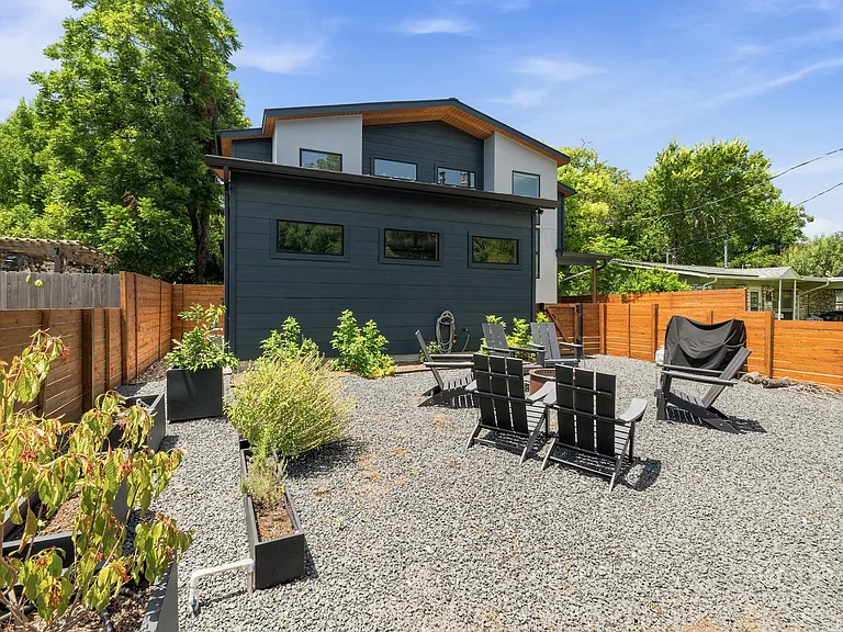 4801 Munson St — Photo 27