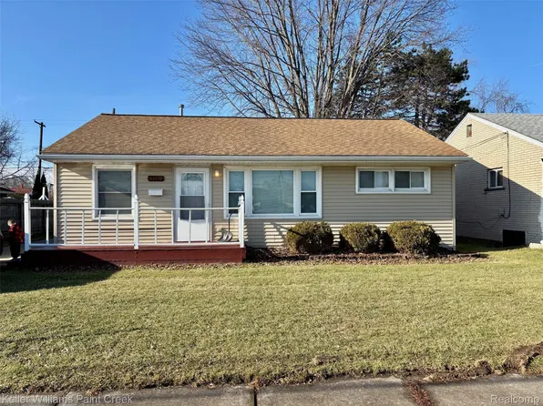 33459 Garfield Rd, Fraser, MI 48026