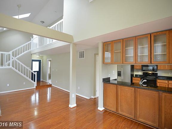 2nd image of 3081 Fennegan Ct