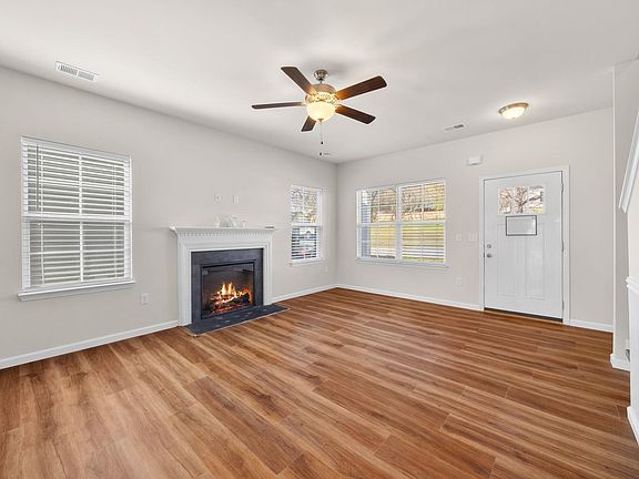 4th image of 80 E Church St