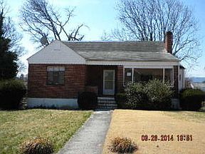 1st image of 2722 Tremont Dr NW