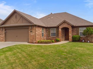 7407 E 84th St N, Owasso, OK 74055