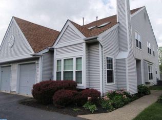 133 Birch Hollow Dr, Bordentown, NJ 08505