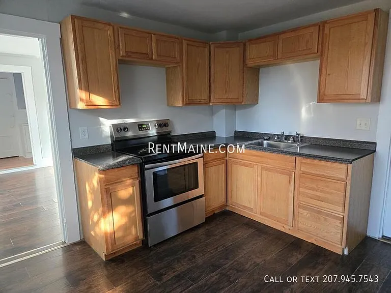 57 Pine St #2 — Photo 1