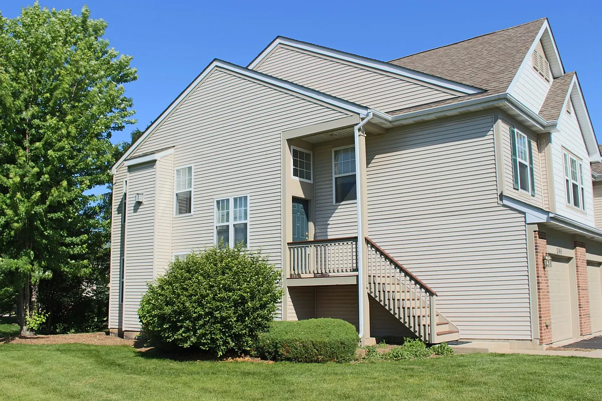 Building Photo - 3165 Saganashkee Ln