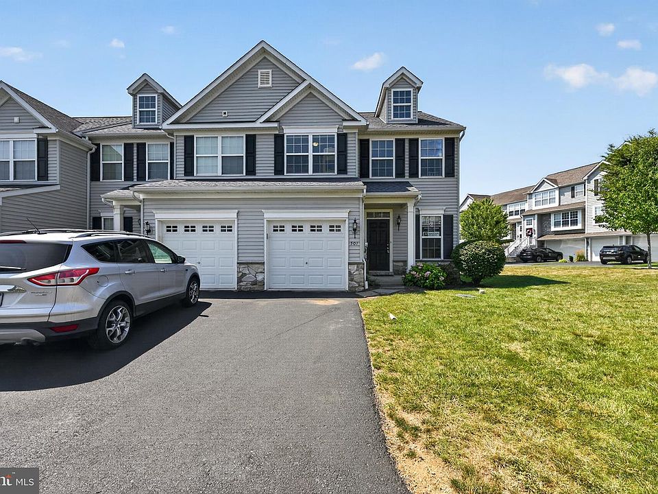 1st image of 501 Heather Way