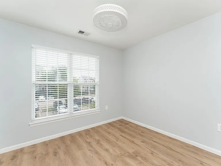 2383 Laconia Ct — Photo 17