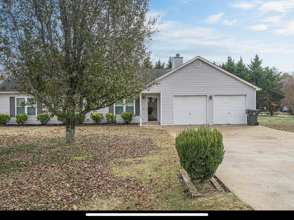 1st image of 108 Thornhedge Trl