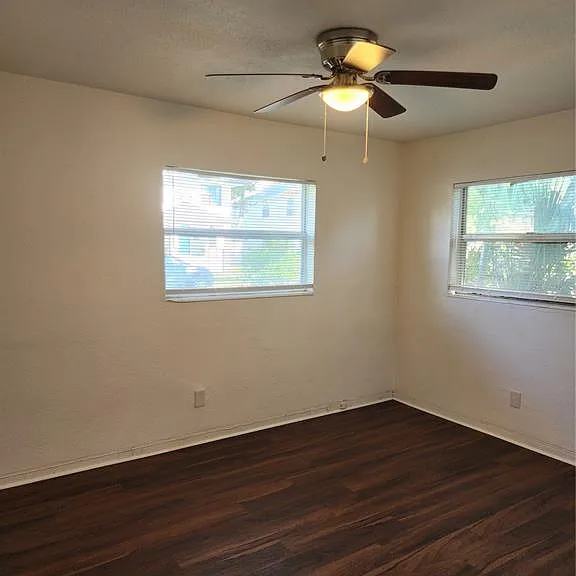 2227 Highland St S #2 — Photo 4
