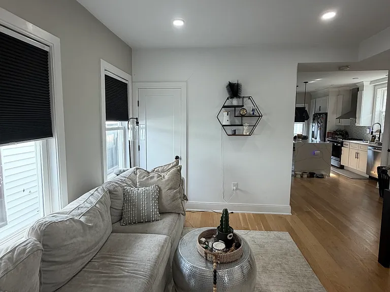 311 Lexington St #3 — Photo 5