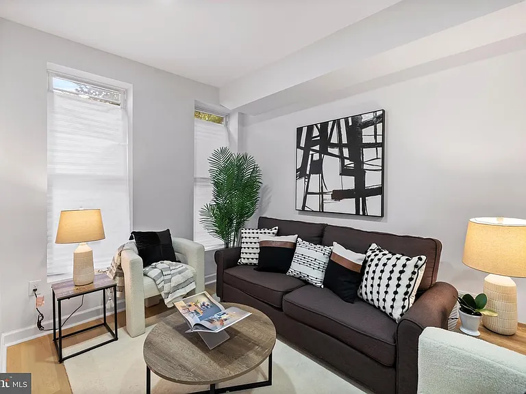 431 Whitridge Ave — Photo 2