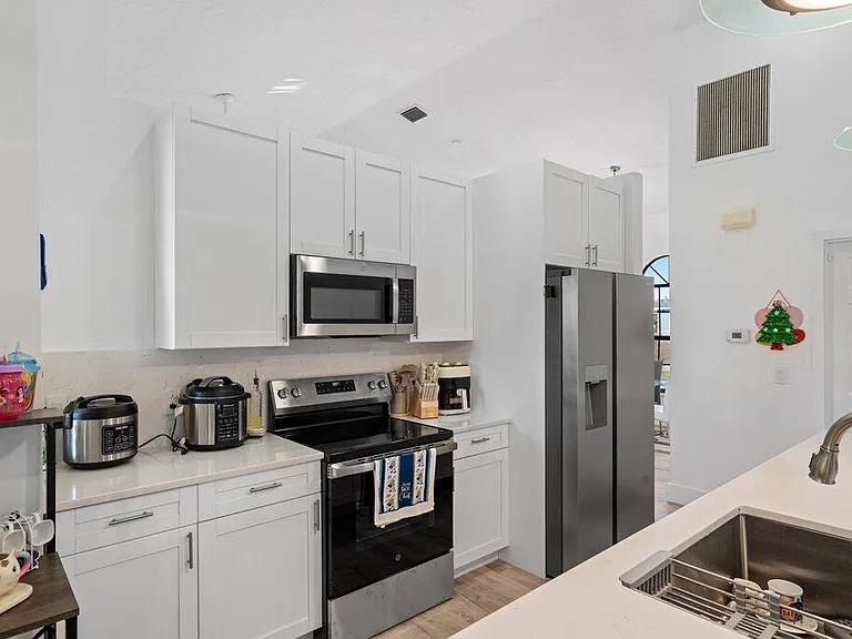 434 SW Jeanne Ave — Photo 25