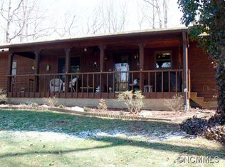 24 Charter Gln, Asheville, NC 28804