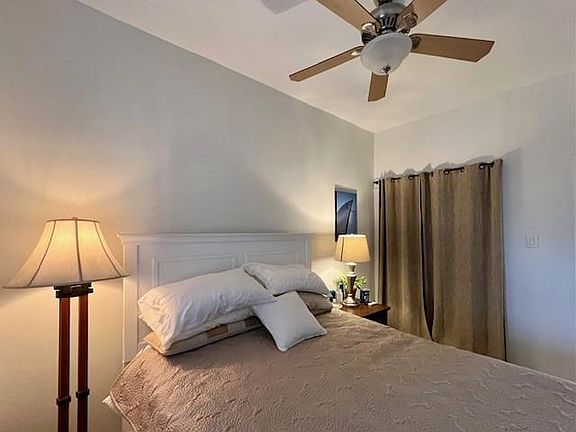 5th image of 86 Putnam St APT 1