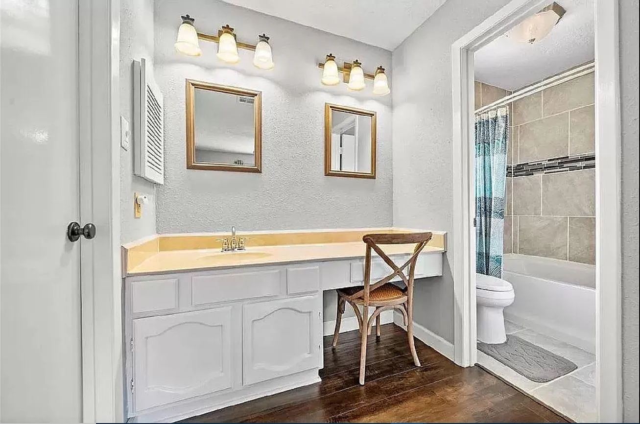 3 bed, 1491 sqft, $2,100 — Photo 4