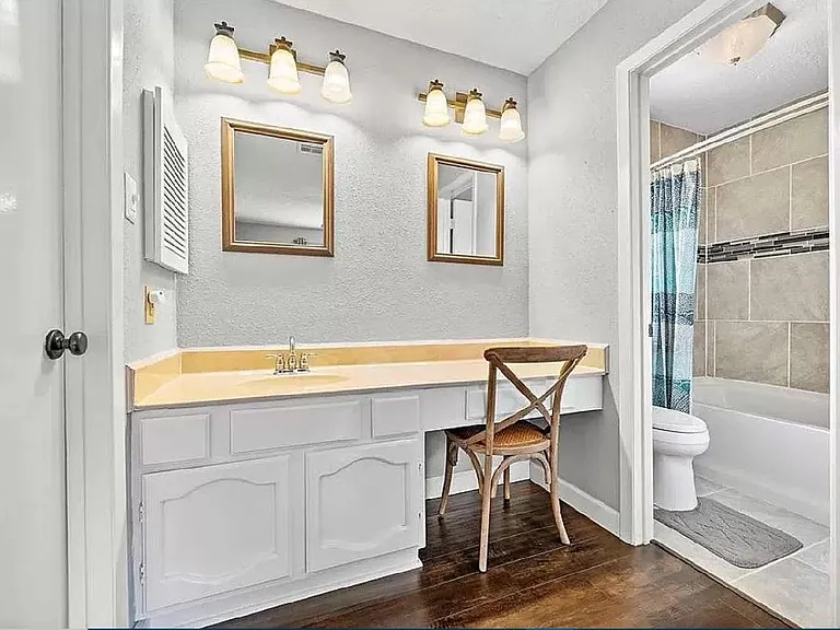 2534 Colonial Ridge Dr — Photo 4