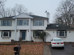 1156 Tiffany Ln, Lakewood, NJ
