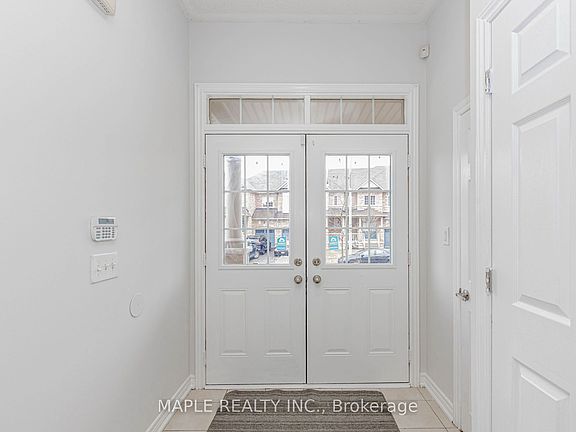 5th image of 10 Eastlake Rd