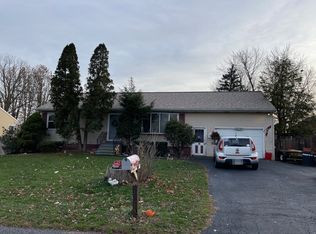 34 Lawrence Ave, Latham, NY 12110