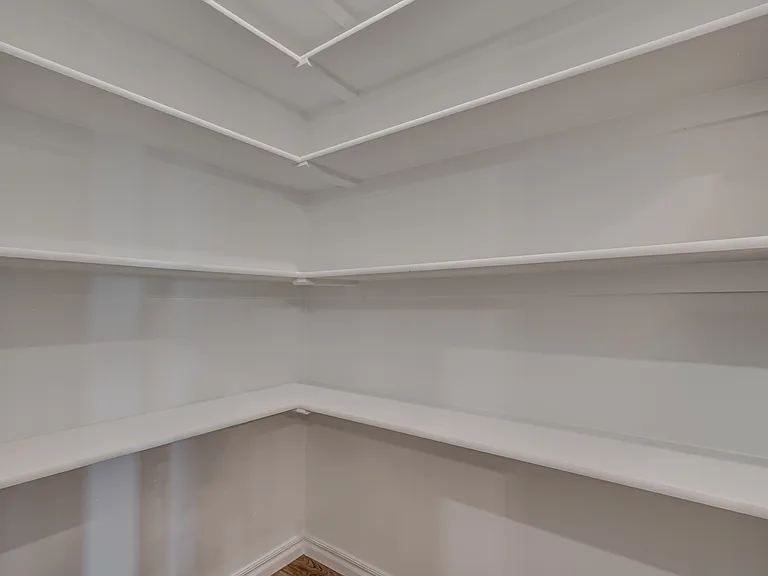 3241 Mangrove Dr — Photo 16