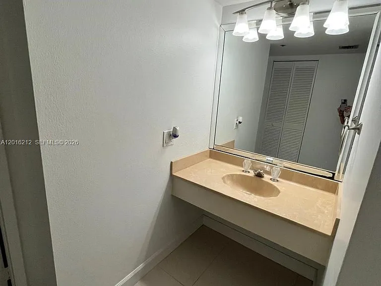 1717 N Bayshore Dr #A-2453 — Photo 22