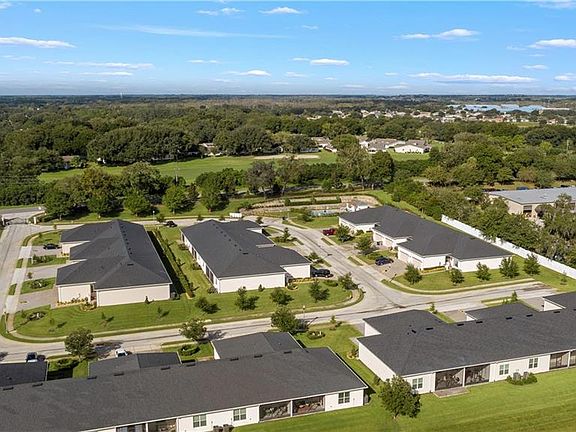 5th image of 1065 Green Gate Blvd