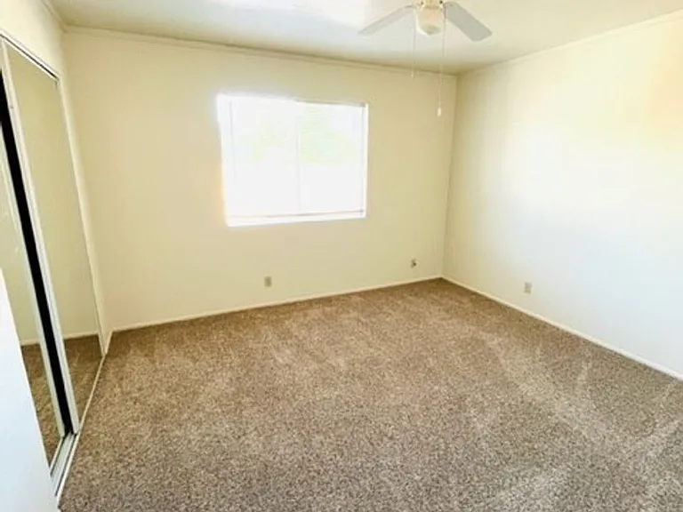 College Place Apartment — Photo 10