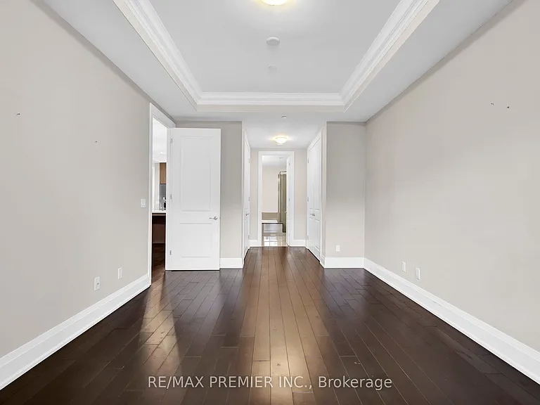 9909 Pine Valley Dr #402 — Photo 20