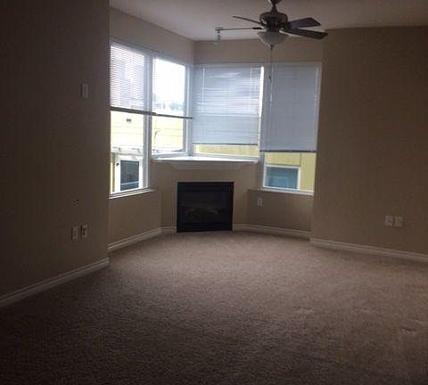 5th image of 300 W Beech St Unit 303